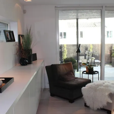 Villa Representasjonsbolig Sentralt I